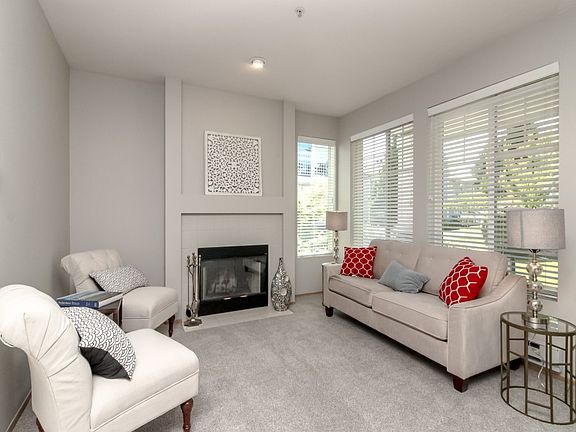 5th image of 23111 59th Pl S #16-1