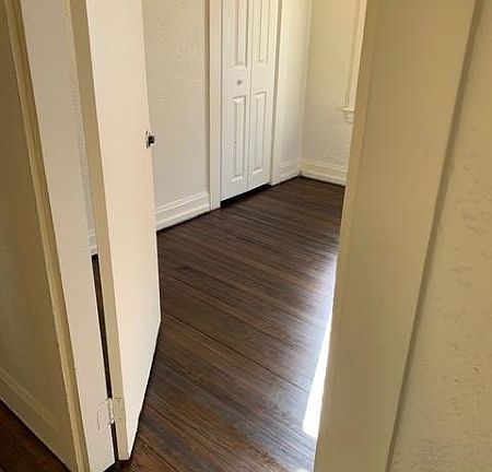 3rd image of 12 Hillside