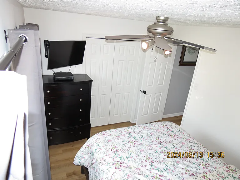 Upstairs Bedroom Nr. 1