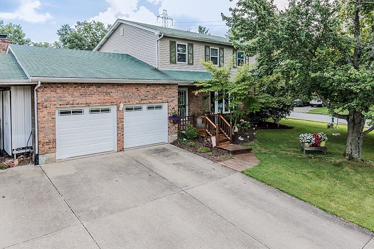 1st image of 202 Buckingham Dr