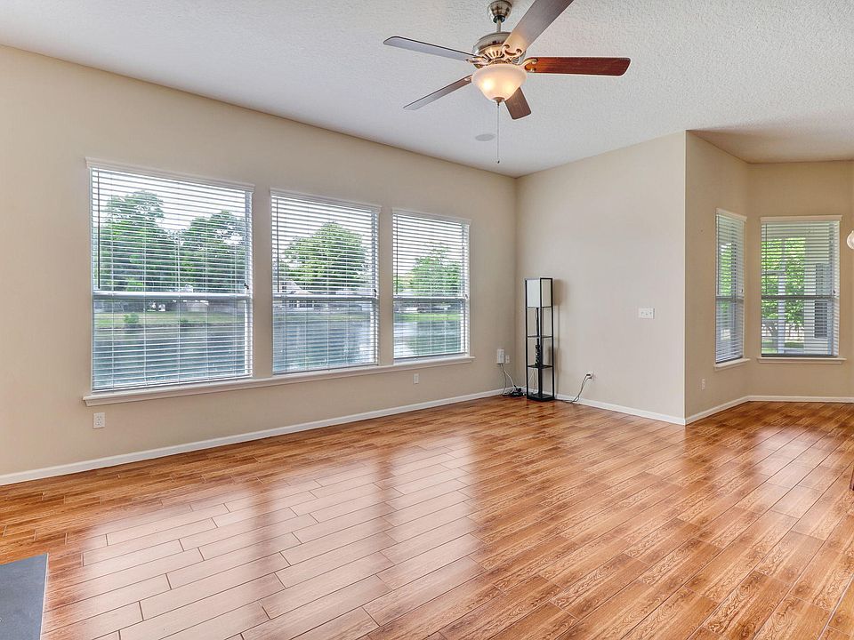 2nd image of 86777 Riverwood Dr