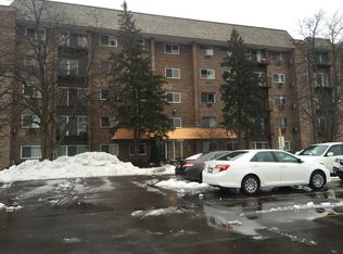 10353 Dearlove Rd OFFICE 1-106, Glenview, IL 60025