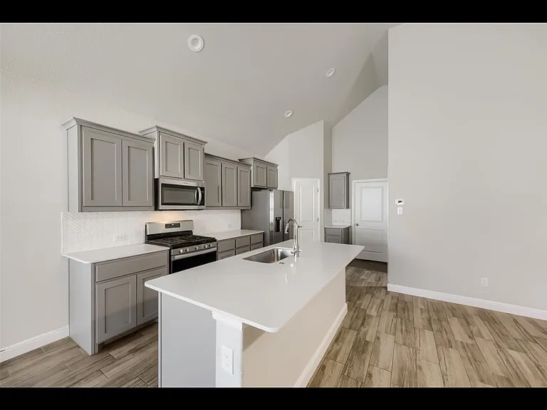 2632 Jordan Dwyer Way — Photo 4