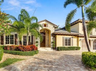 8905 SE Harbor Island Way, Hobe Sound, FL 33455