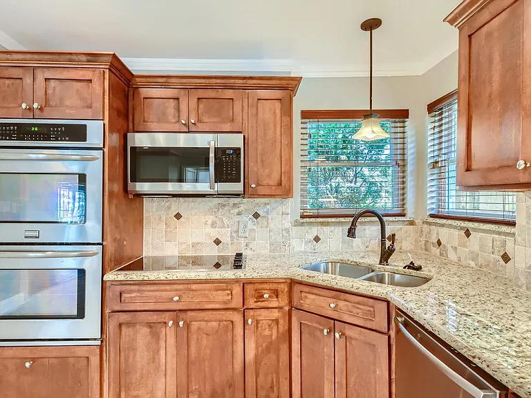 7417 La Sobrina Dr — Photo 10