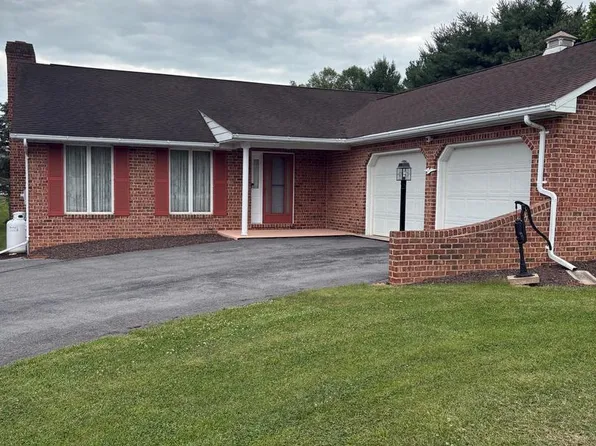 10208 Mar Rock Dr, Hagerstown, MD 21740
