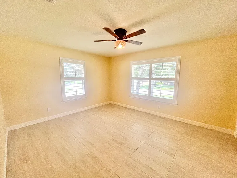 313 Santa Clara St — Photo 20