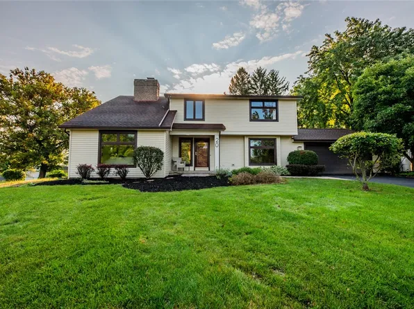 20 Butternut Cir, Fairport, NY 14450