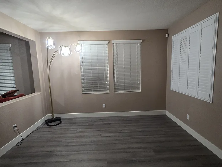 8178 Kayleen Ct — Photo 30