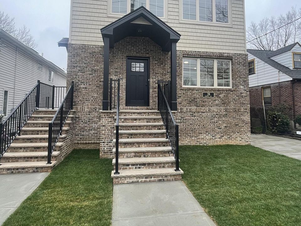2nd image of 39 Crowell Ave