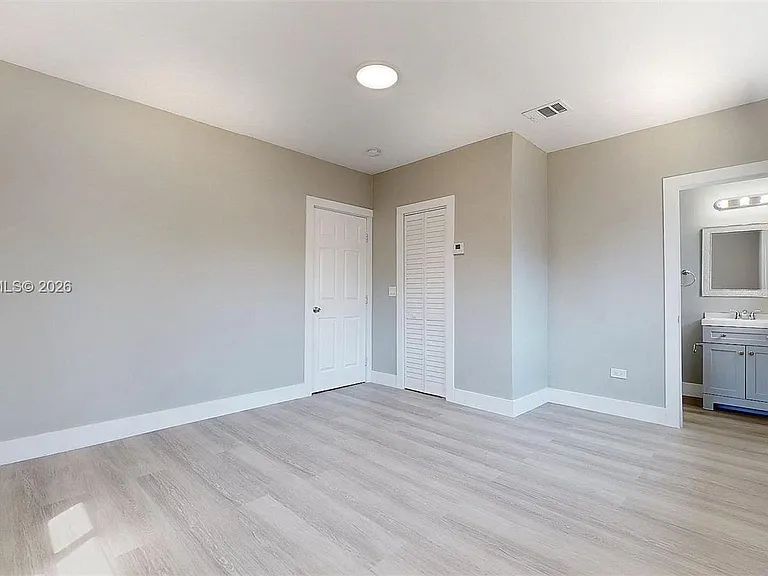 74 W 15th St #4 — Photo 15