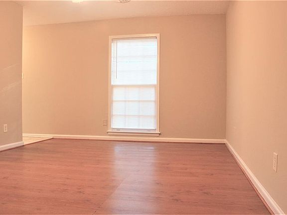 4th image of 5735 Oakwild Dr
