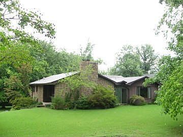 1st image of 2 Hillcrest Dr