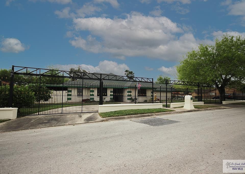 1st image of 4404 San Antonio Rd