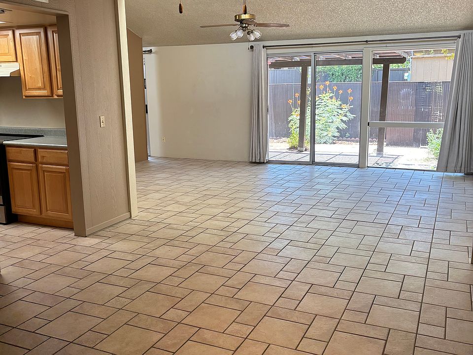 2nd image of 5701 E Glenn St