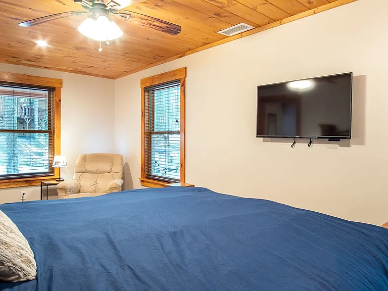 213 Rhododendron Dr — Photo 7