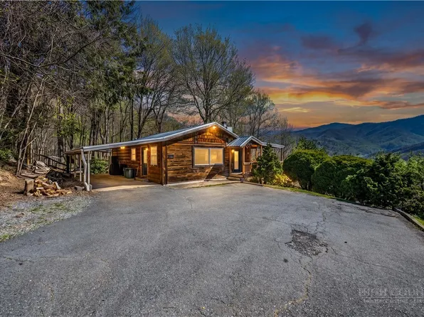 184 Dutch Treat Road, Banner Elk, NC 28604