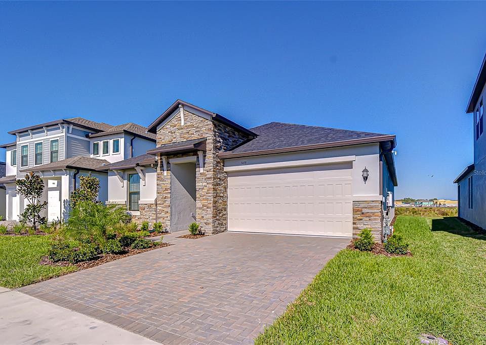 1st image of 9438 Gladsome Dr #9438