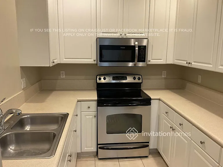 4304 Main St — Photo 6