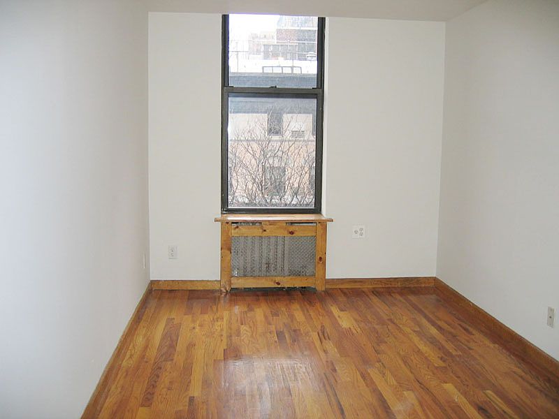 2nd image of 12 W 87th St APT 5A