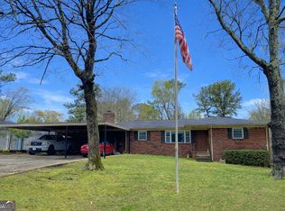 197 Cooper Lake Rd SE, Mableton, GA 30126