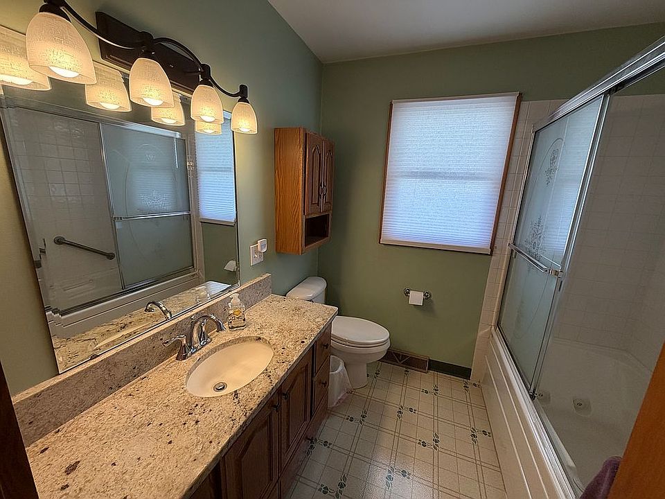 2934 Glenside Blvd, Muskegon, MI 49441 | Zillow