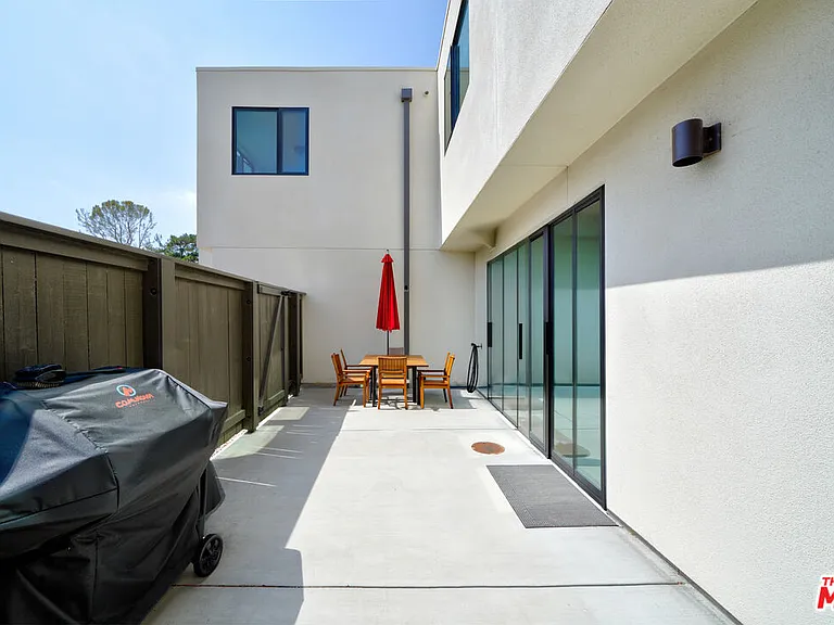 6208 Tapia Dr #B — Photo 14