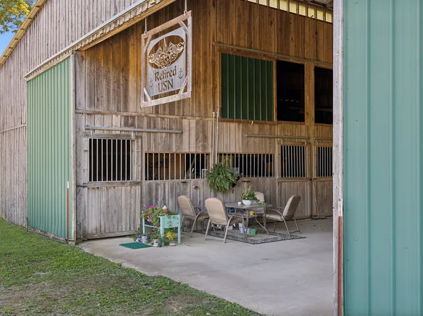 920 Shannon Creek Rd, Leoma, TN 38468