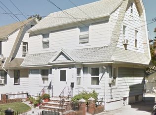 9344 205th St, Hollis, NY 11423
