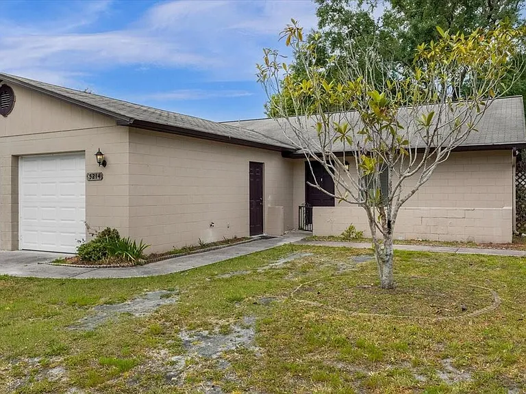 5214 Kempston Dr — Photo 3