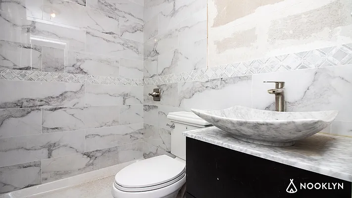 Rented by Nooklyn NYC LLC | media 13