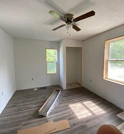 2nd image of 204 Tuthill St