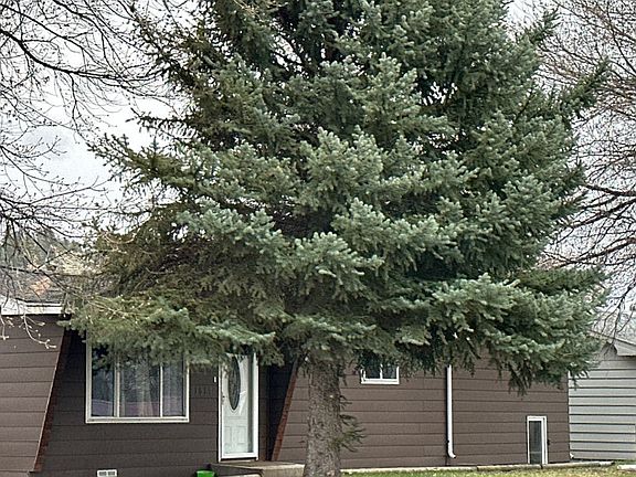 5th image of 1417 Tillamack St