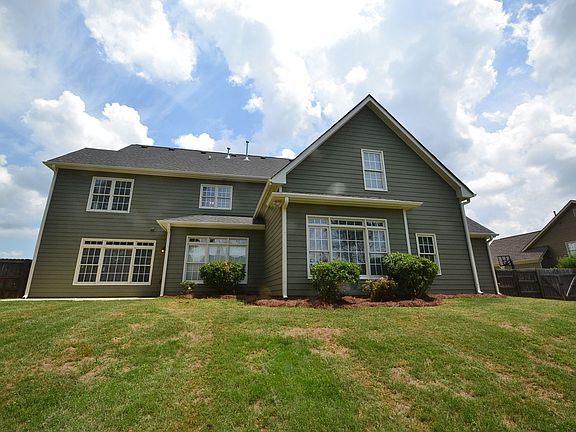 5th image of 3805 Bay Grove Way