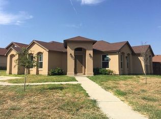220 Pin Oak St, Laredo, TX 78043