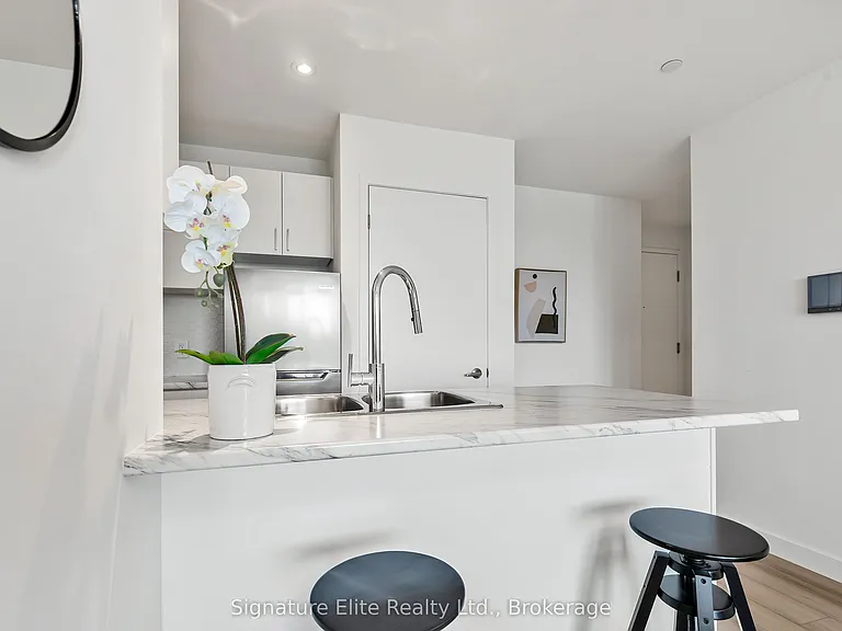 2382 Kingston Rd #506 — Photo 16