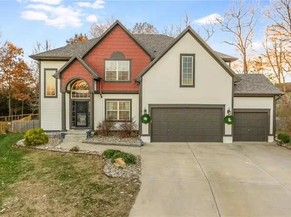 1138 Redwood Pl, Liberty, MO 64068