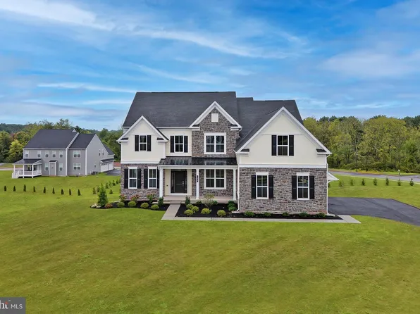 409 Longview Dr, Collegeville, PA 19426