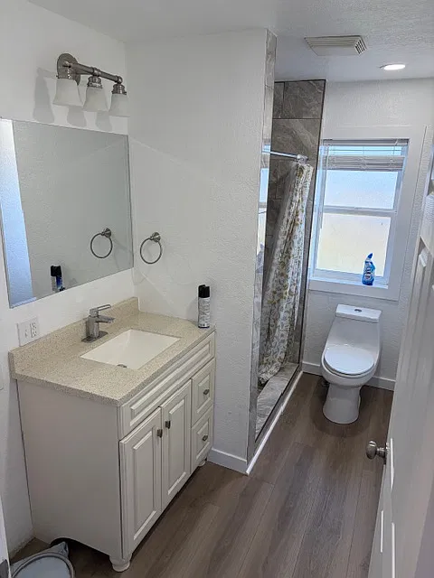 2 bed, 900 sqft, $1,400 — Photo 2