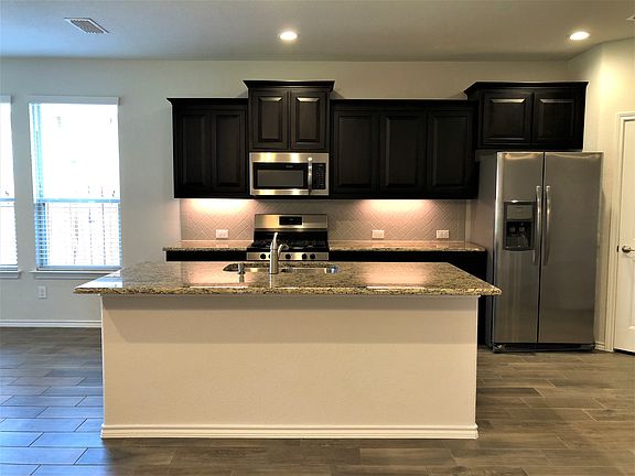3rd image of 10301 Burtrum Dr