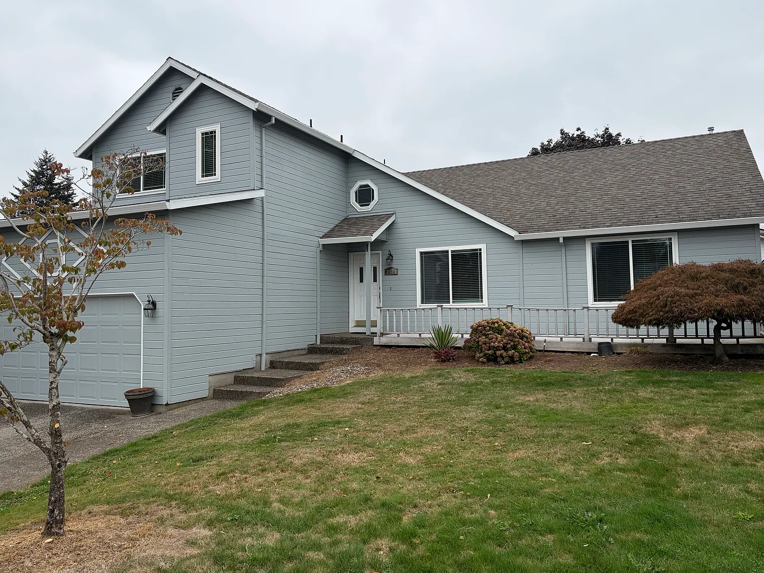 5 bed, 2.5 bath, 2240 sqft, $3,250 — Photo 1