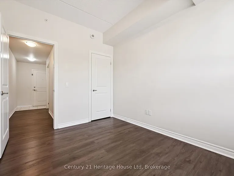 1280 Gordon St #305 — Photo 31