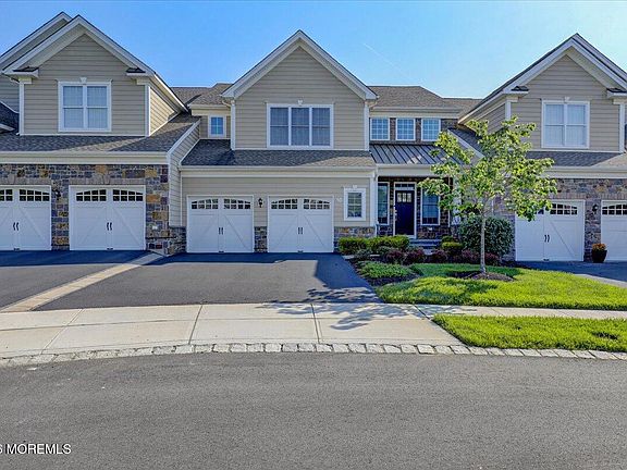 2nd image of 10 Greylynne Court