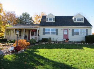 1656 Macintyre Rd, Caledonia, NY 14423