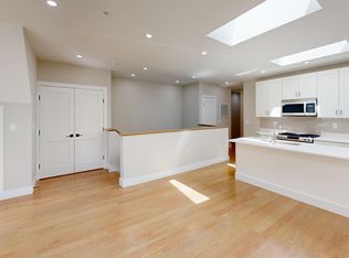 292-293 Princeton St #3-C, Boston, MA 02128