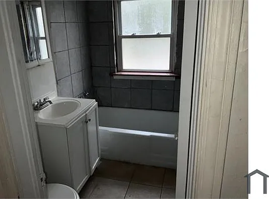 2537 E 97th Pl #HOUSE — Photo 3