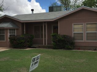 600 S Franklin Ave, Monahans, TX 79756