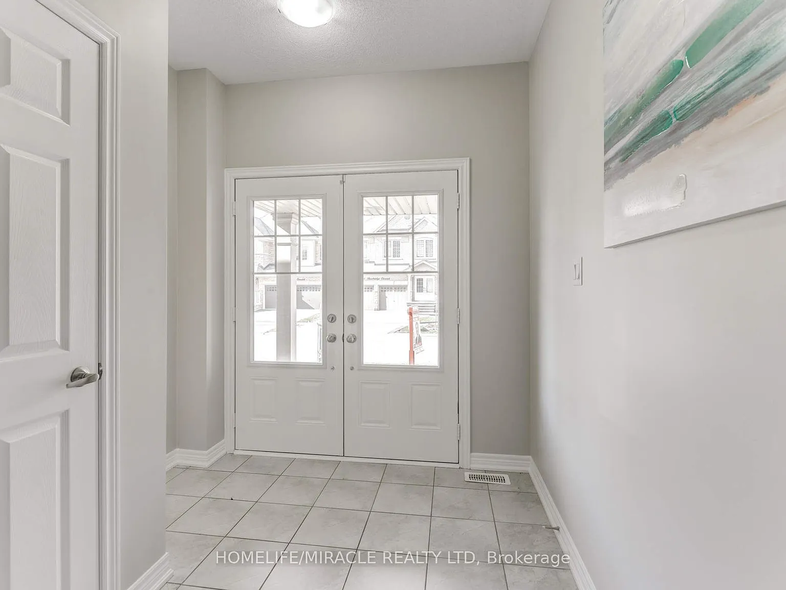 4 bed, $2,999 — Photo 3