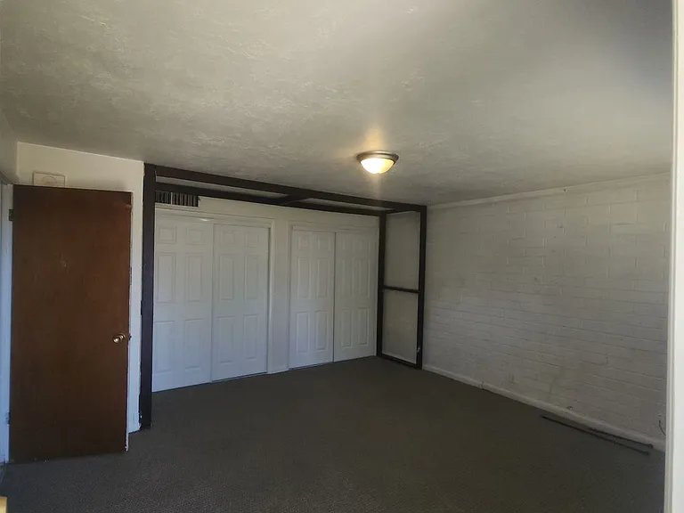 Hackwell Apartments — Photo 5