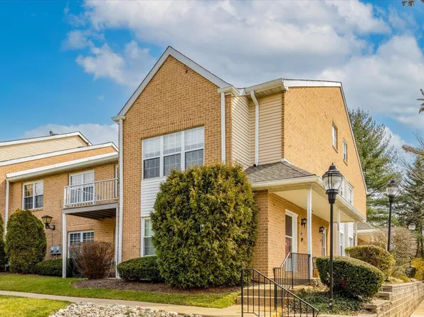 608 Valley Glen Rd, Elkins Park, PA 19027